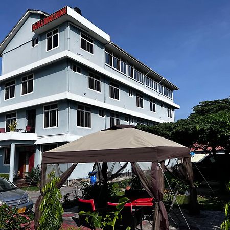 Haika Home Lodge Dar es Salaam Bagian luar foto