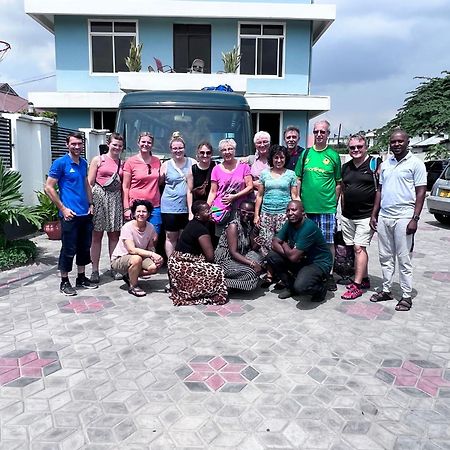 Haika Home Lodge Dar es Salaam Bagian luar foto