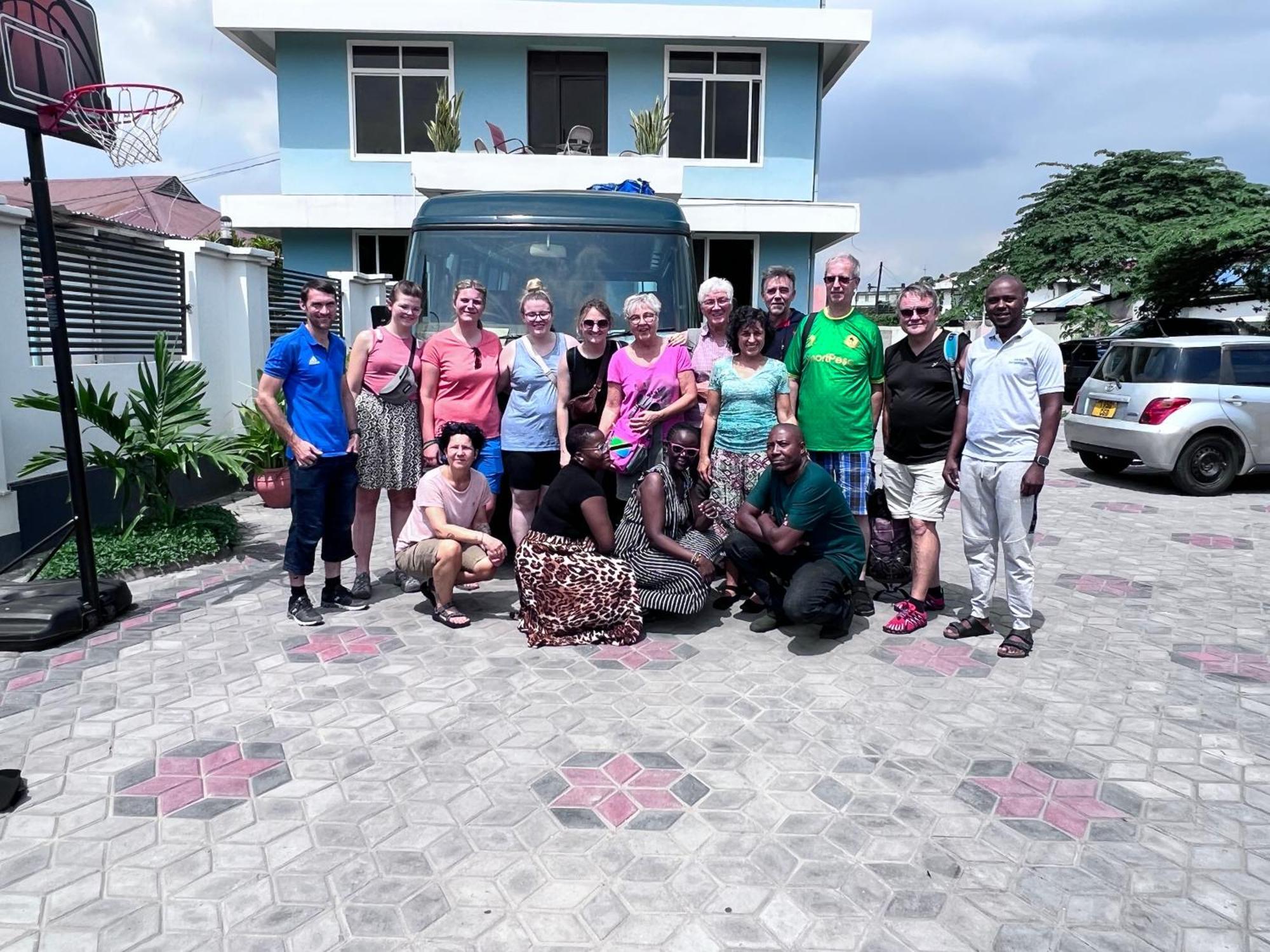 Haika Home Lodge Dar es Salaam Bagian luar foto