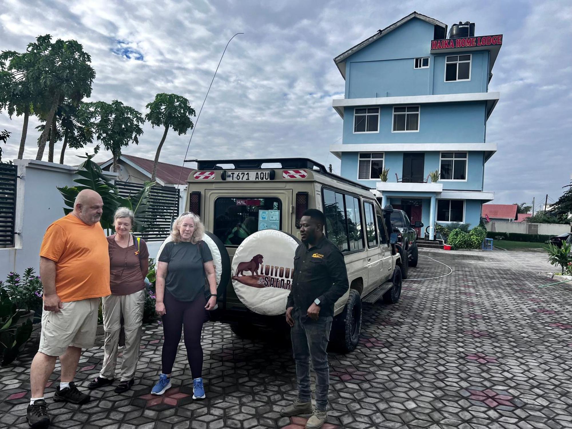 Haika Home Lodge Dar es Salaam Bagian luar foto