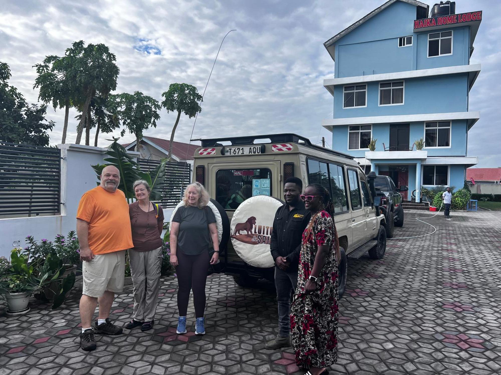 Haika Home Lodge Dar es Salaam Bagian luar foto